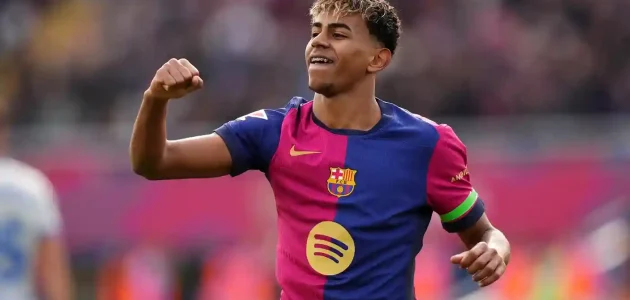 مدير برشلونة السابق يكشف عن مشاركة لامين يامال الأولى مع تشافي