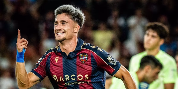 روميرو لاعب ليفانتي يرى أن الهزيمة أمام برشلونة كانت قاسية